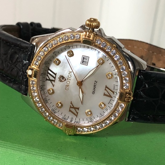 {SOLD} - Picture 6 of 6